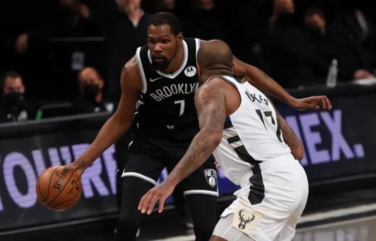 库里进步最快球员「NBA现役前十突破高手库里第二詹姆斯居尾欧文排名下跌」
