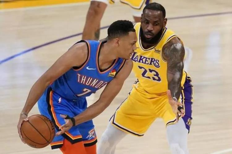 nba现役左手将「现役NBA前15左手天才投篮手上」