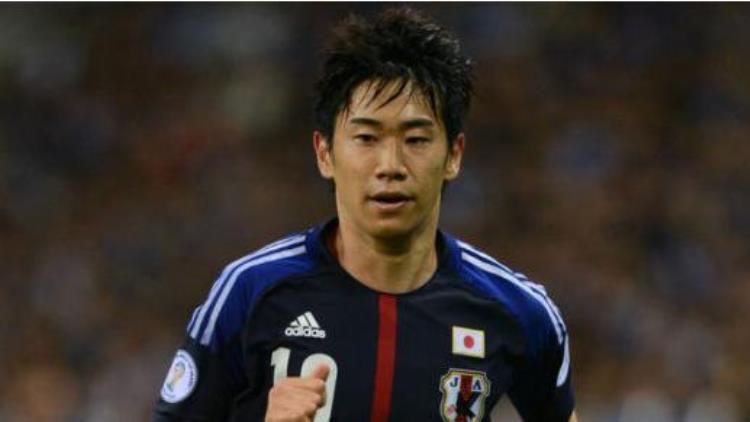 日本队对应足球小将人物本田圭佑是日向大空翼非香川莫属