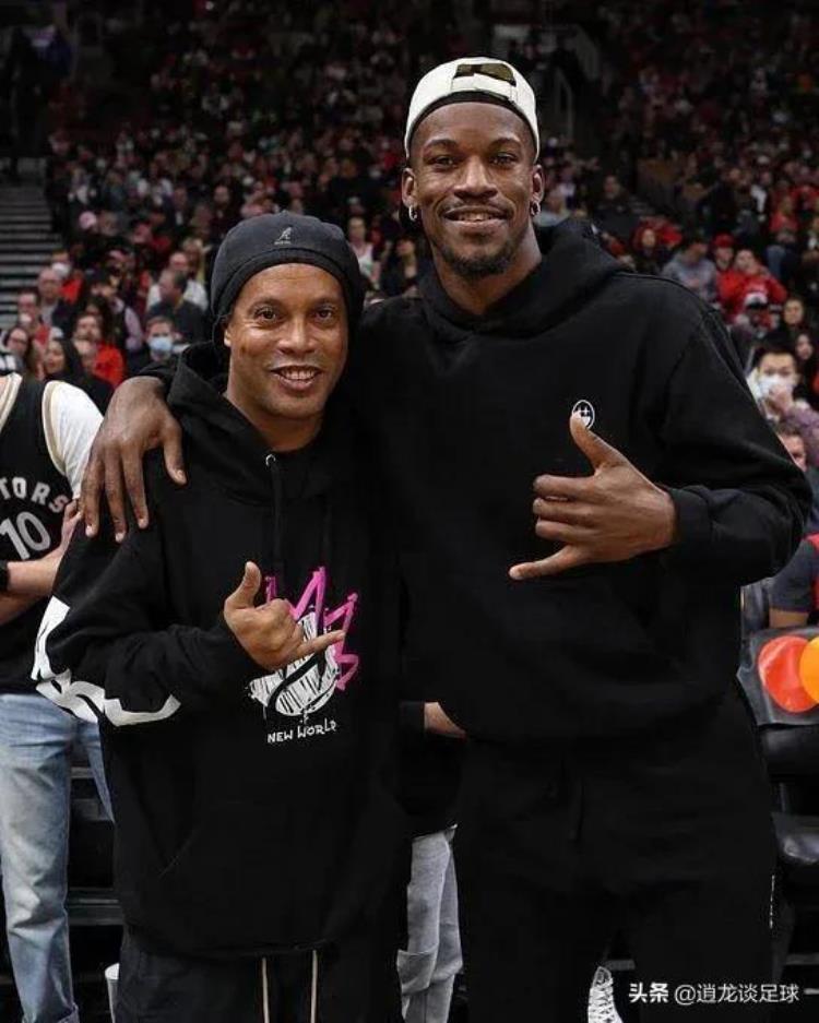 nba巨星争相与小罗合影这就是世界巨星的魅力吧「NBA巨星争相与小罗合影这就是世界巨星的魅力」