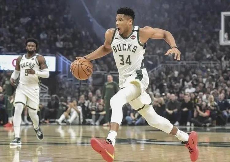 库里进步最快球员「NBA现役前十突破高手库里第二詹姆斯居尾欧文排名下跌」