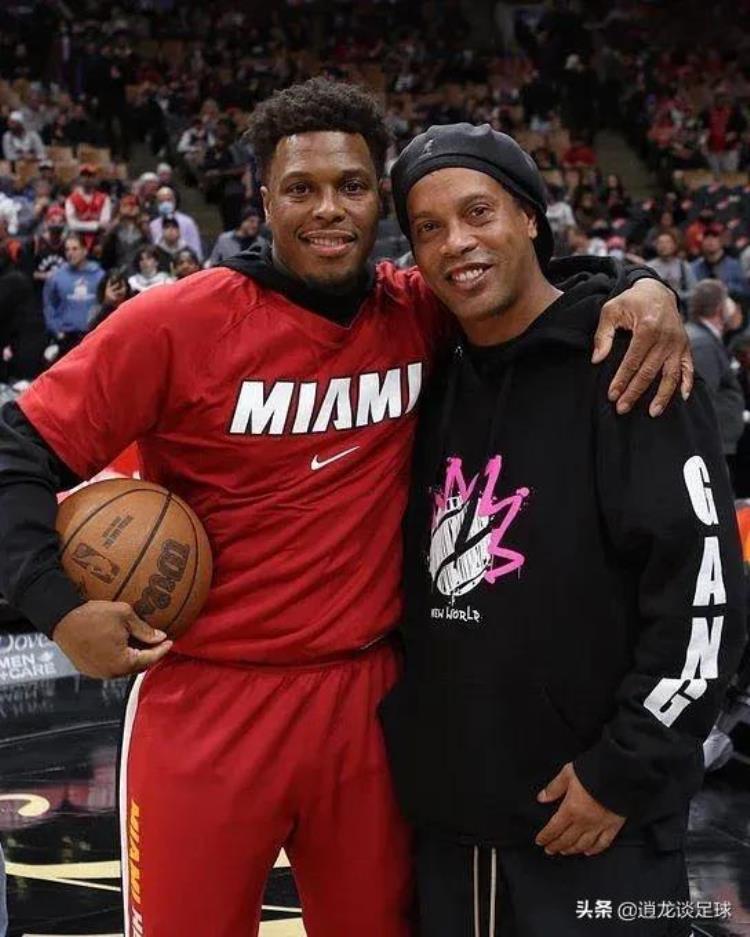 nba巨星争相与小罗合影这就是世界巨星的魅力吧「NBA巨星争相与小罗合影这就是世界巨星的魅力」
