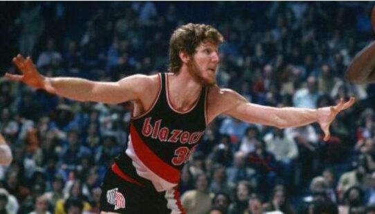 奥尼尔中锋历史排名「NBA历史10大最伟大的中锋奥尼尔仅第4榜首之人生涯砍38387分」