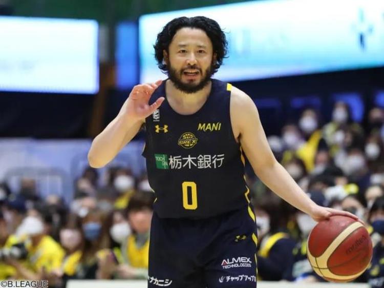 和姚明同岁的田卧勇太还在打球日本NBA第一人续约宇都宫王道