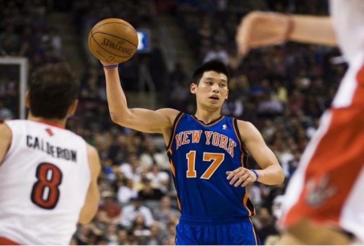 林书豪和姚明谁先进的nba「争议林书豪谈心目中的NBA历史前五姚明入选科比惨遭无视」