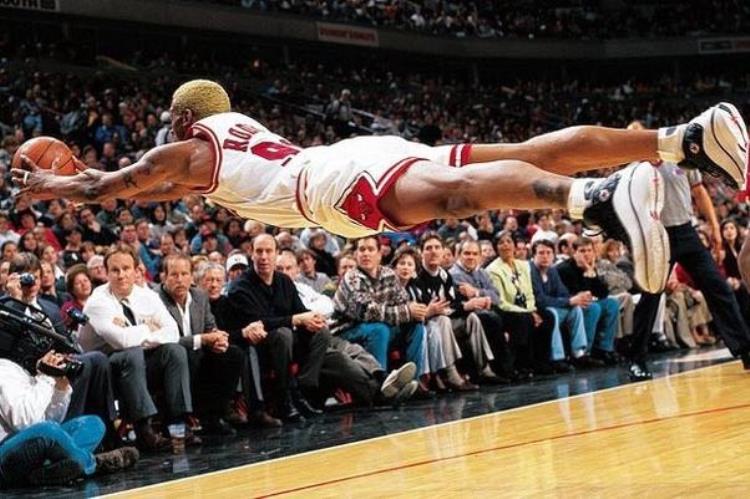 詹韦连线最经典的照片「8张NBA老照片詹韦连线排在第一重新回顾那些经典比赛」