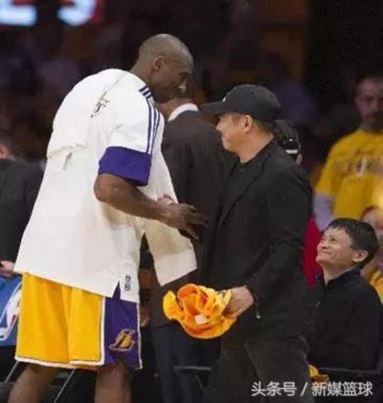 我最喜欢的明星李小龙「NBA最喜爱的中国明星功夫巨星李小龙成超巨最爱一人最意外」