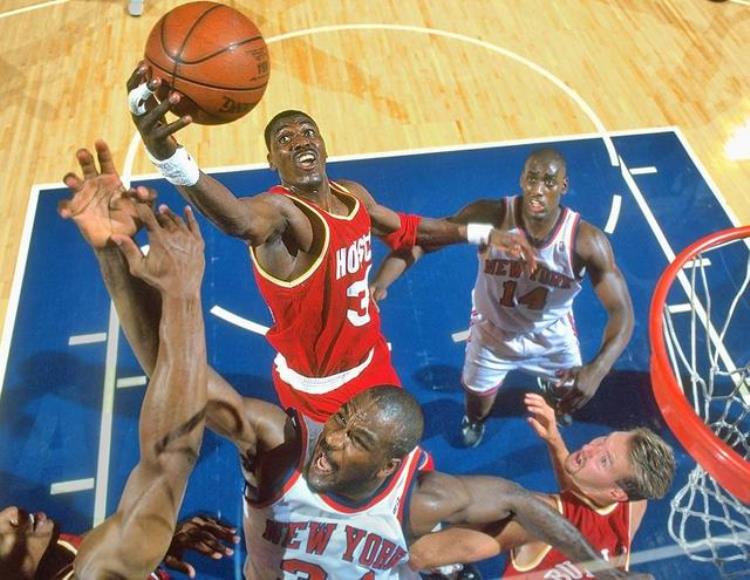 最强nba拥有十级封防的球员「禁区守护神盘点NBA盖帽能力最强的十大球星前三名实至名归」