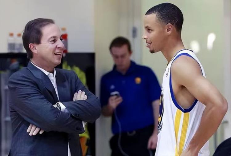 NBA五位绝佳的老板拉克布挥金如土却大赚库班独爱外籍球员
