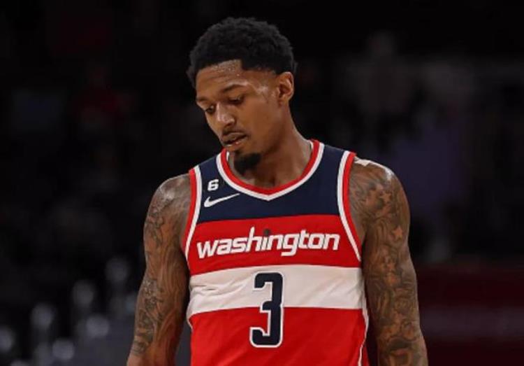 保罗这赛季怎么样「本赛季下滑明显的NBA球员保罗确实老了比尔似乎已过巅峰期」