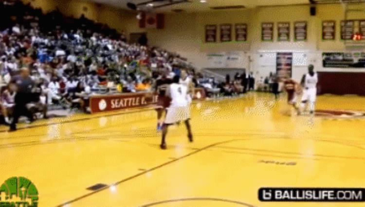 结婚前一天晚上还通宵打球他是NBA运球最骚的男人