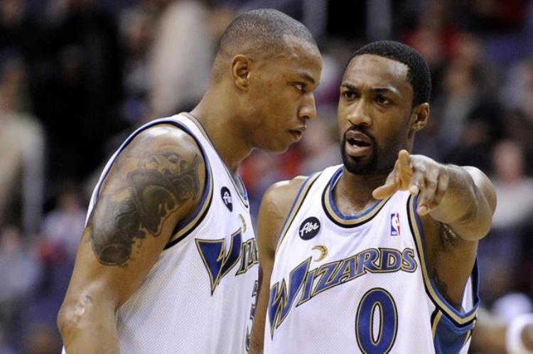 盘点5个nba场下的奇闻轶事小说「盘点5个NBA场下的奇闻轶事」