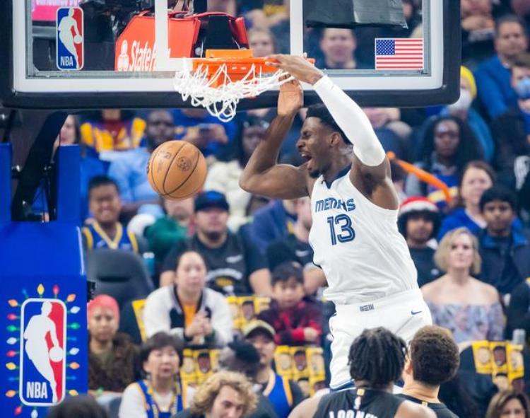 体育篮球nba常规赛勇士战胜灰熊队「体育篮球NBA常规赛勇士战胜灰熊」