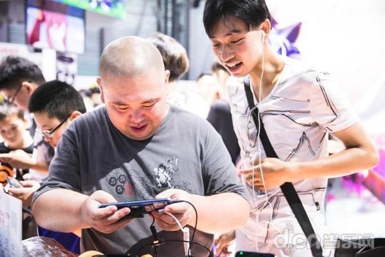 最真实的nba手游「以真实为本最强NBA手游强势登录ChinaJoy」