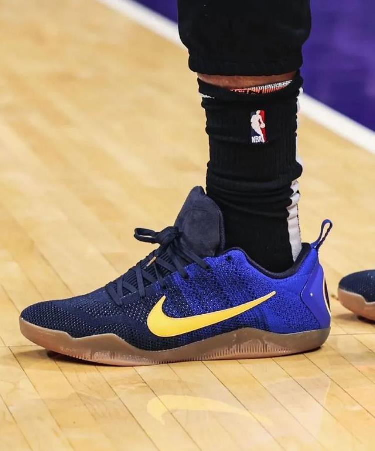 德罗赞穿科比鞋「NBA球员上脚德罗赞2双科比战靴匹克和李宁的球鞋都有」