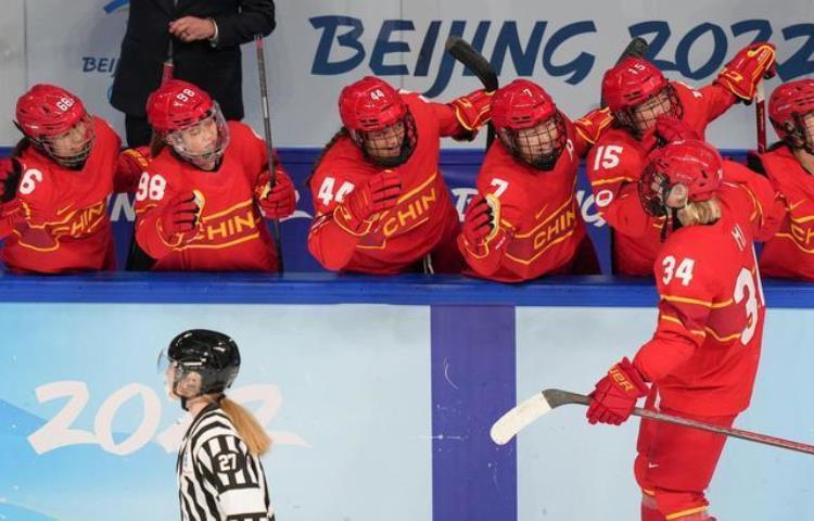 冬奥会再爆冷门中国女冰绝杀世界第六日本队归化选手两次进球