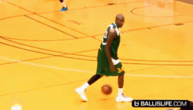 结婚前一天晚上还通宵打球他是NBA运球最骚的男人