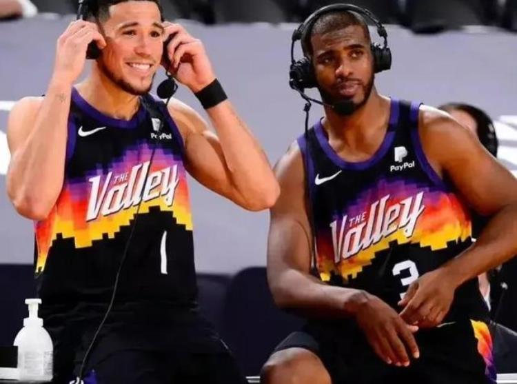 保罗这赛季怎么样「本赛季下滑明显的NBA球员保罗确实老了比尔似乎已过巅峰期」