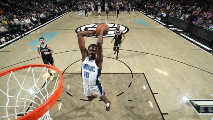 nba新赛季各队实力排名「NBA最新实力排名及新一年各球队展望」