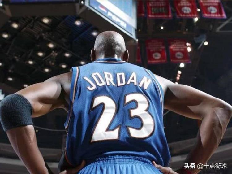 曼巴精神杨毅谈科比退役后对NBA球员的贡献赞许他已超过乔丹