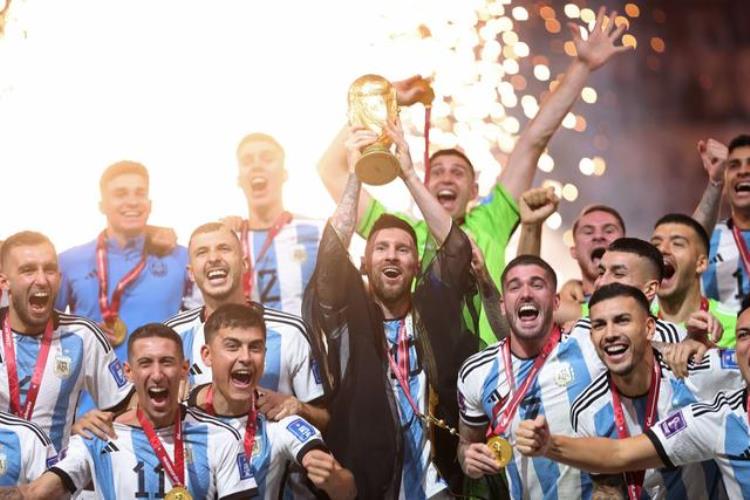 世界杯足球十大不可思议进球「世界杯夺冠500万人狂欢阿根廷创纪录超罗马柏林巴黎」