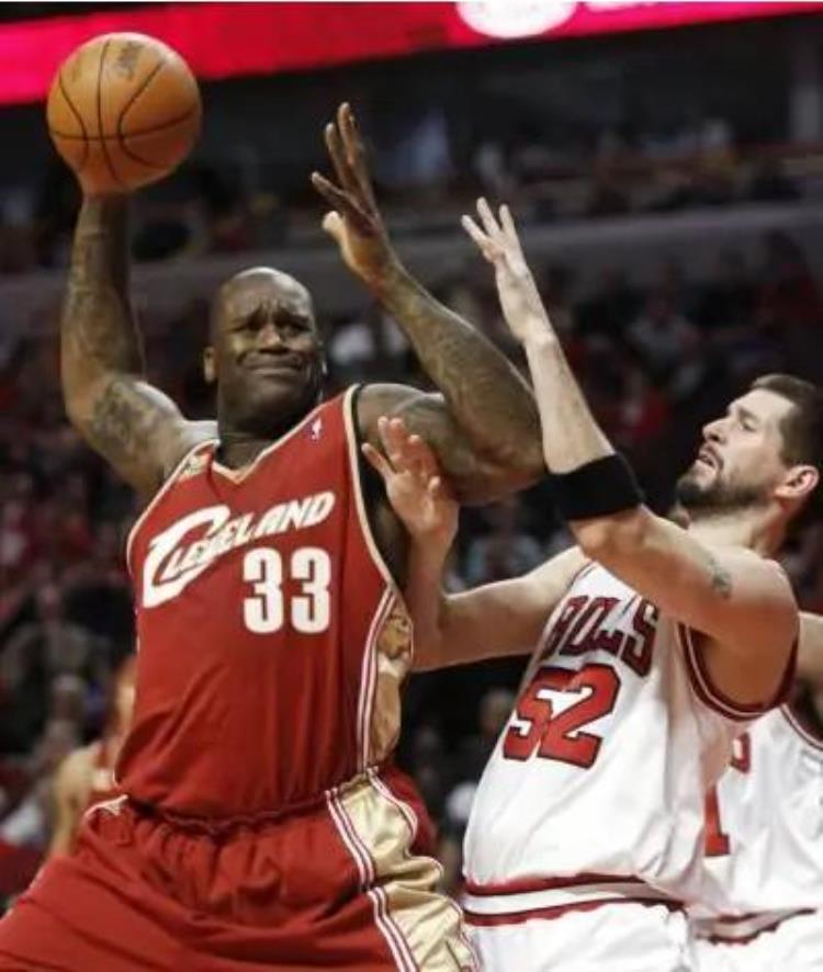 盘点NBA历史上十大中锋奥拉朱旺仅排第五大卫罗宾逊上榜