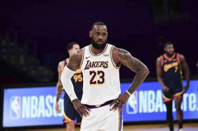 湖人126-93大胜勇士「NBA湖人11791轻取勇士」