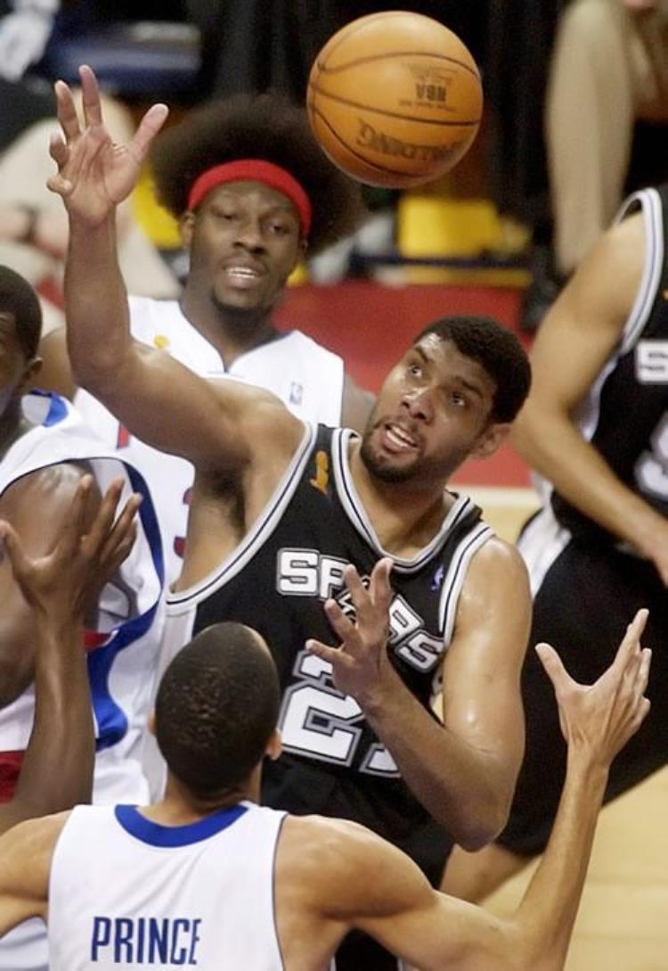 NBA考古2005年的NBA总决赛MVP为什么没有颁给吉诺比利