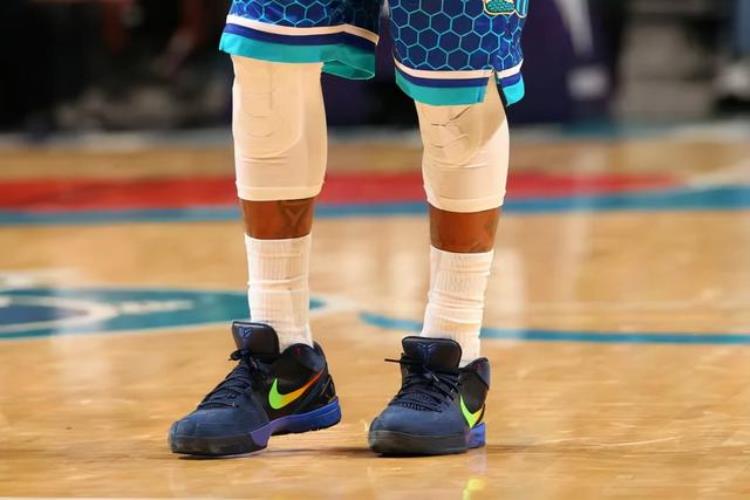 哈雷乔丹鞋「NBA球员上脚詹姆斯的里程碑战靴哈雷尔的2双狠鞋」