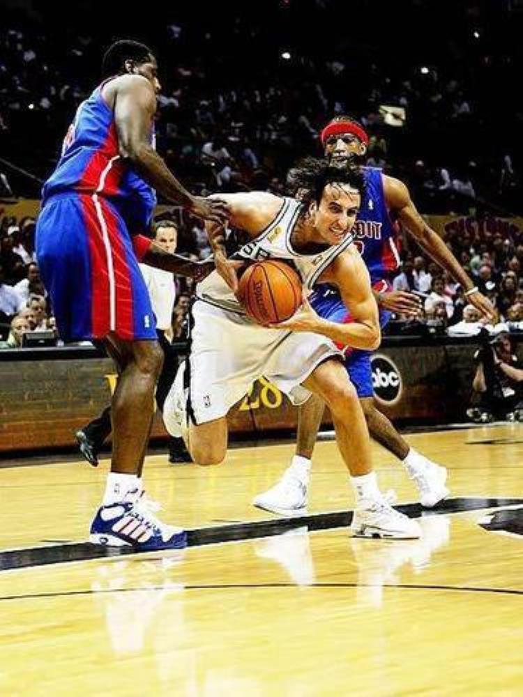 NBA考古2005年的NBA总决赛MVP为什么没有颁给吉诺比利