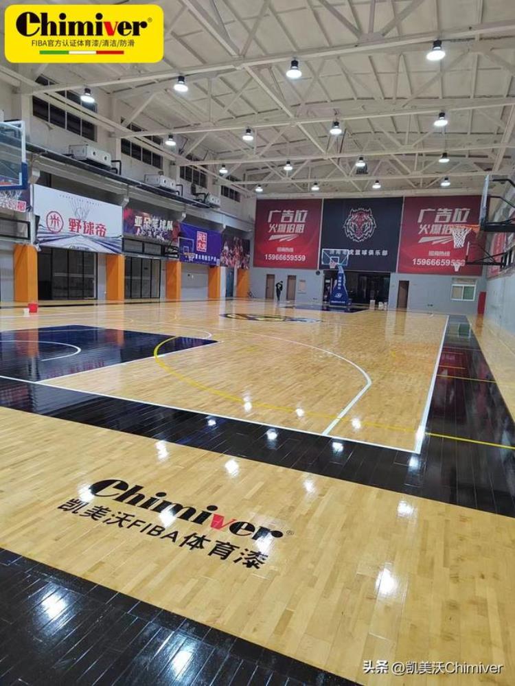 NBA地板设计「盘点NBA球队木地板彩绘风格及实际应用篮网篇」