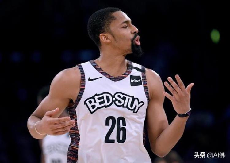 当年和现在的nba标志性球衣对比「当年和现在的NBA标志性球衣」