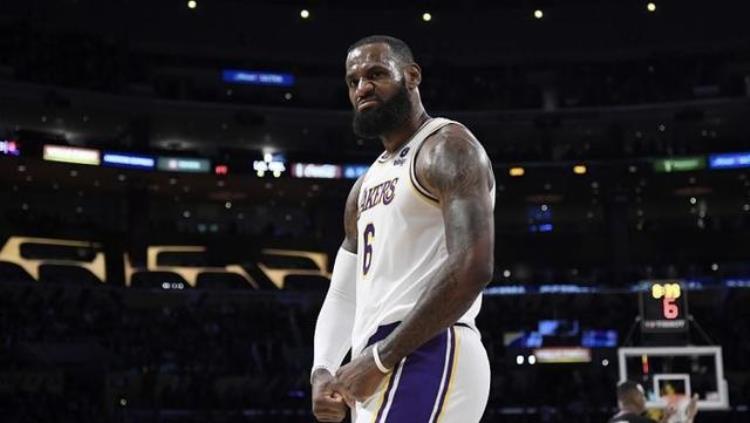 詹姆斯nba历史得分榜第一「NBA历史得分榜单更新詹姆斯第三科比仅第四那么榜首是谁」