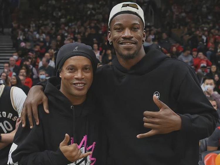 nba球队东部强还是西部强「西强东弱分区大PK领头羊西部完胜湖人若在东部将提前出局」