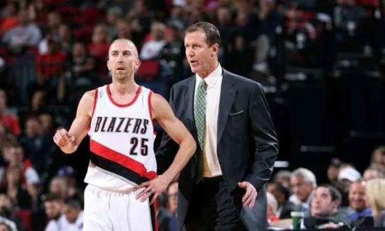 汤普森单节37分比赛数据「NBA单节能打出什么数据汤普森单节37分而他狂揽18篮板」