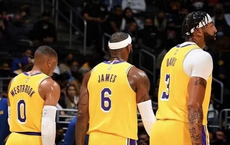 nba球队东部强还是西部强「西强东弱分区大PK领头羊西部完胜湖人若在东部将提前出局」