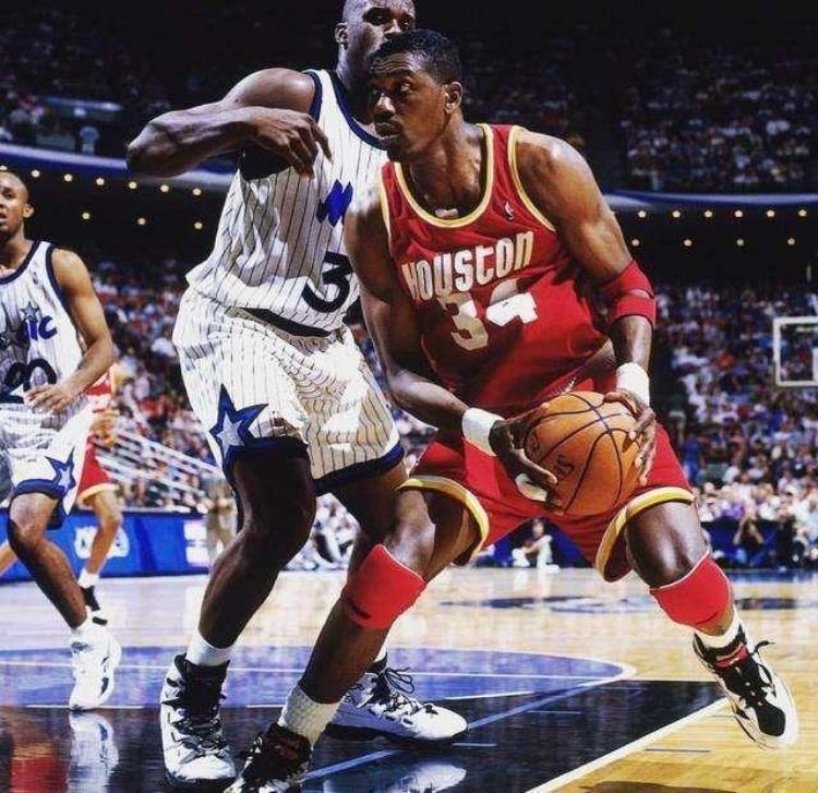 90年代的NBA是啥样帕楚利亚在当时都不算脏乔丹放现在场均50