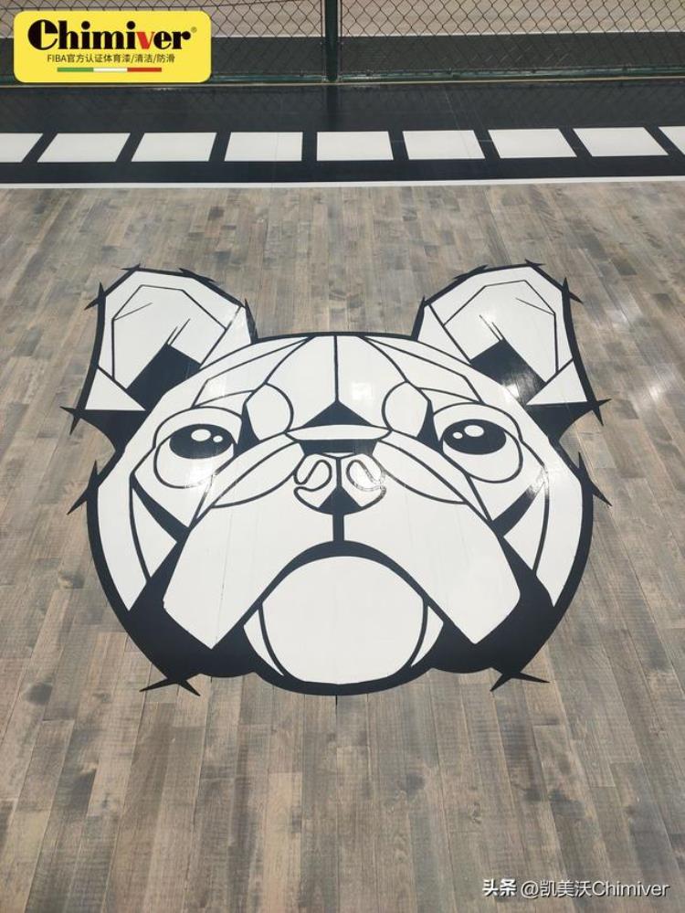 NBA地板设计「盘点NBA球队木地板彩绘风格及实际应用篮网篇」