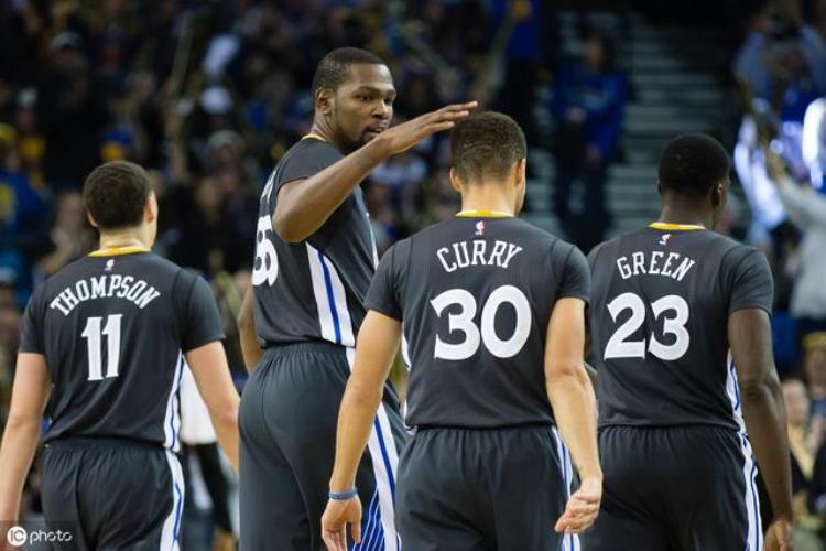 nba两只新球队「nba有两支队伍」