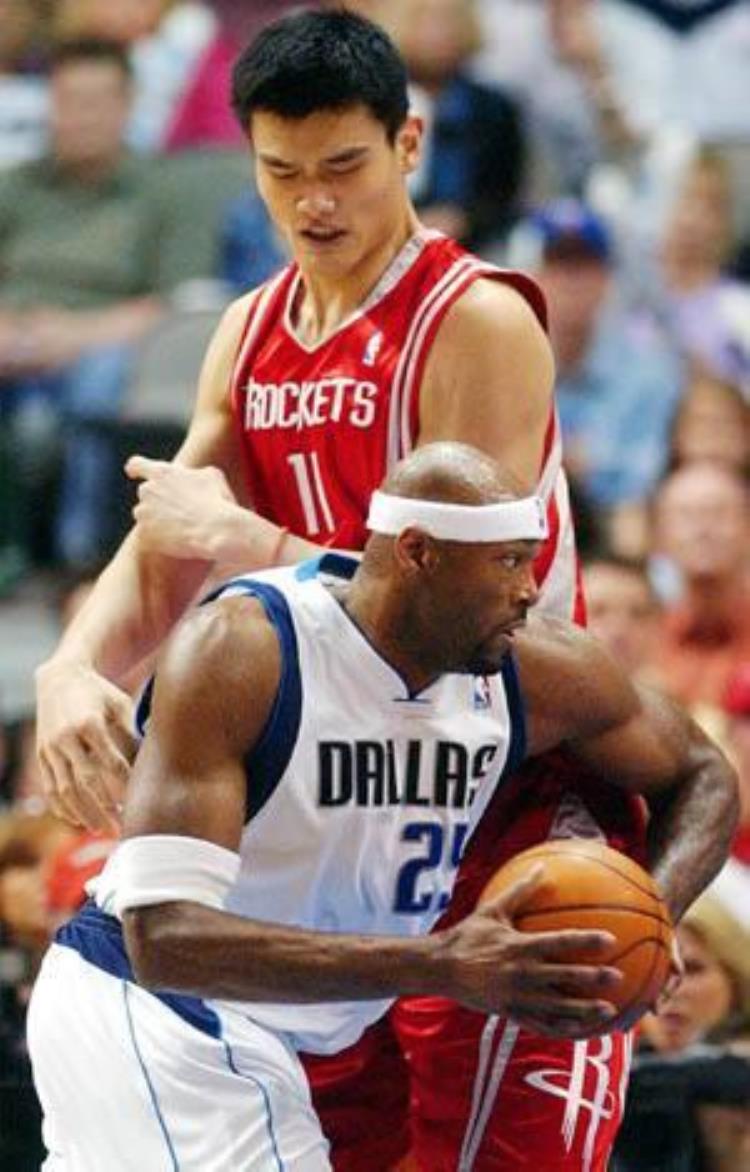 汤普森单节37分比赛数据「NBA单节能打出什么数据汤普森单节37分而他狂揽18篮板」