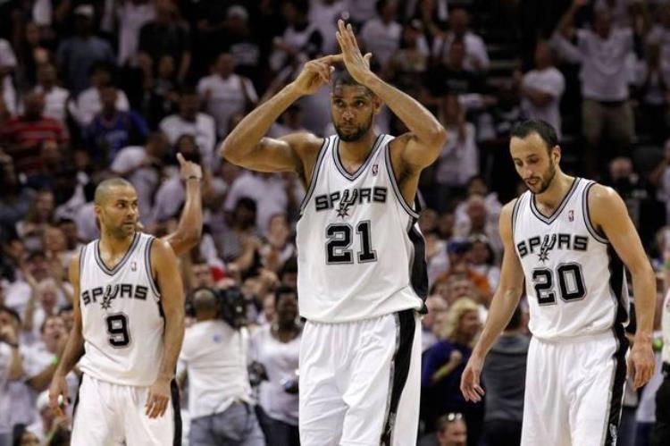 nba十大最好看球衣「NBA历史十款最好看的球衣魔术如夜空璀璨湖人尽显豪门气息」