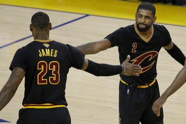 nba十大最好看球衣「NBA历史十款最好看的球衣魔术如夜空璀璨湖人尽显豪门气息」