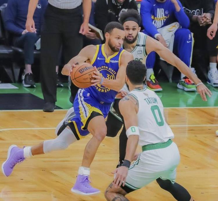 腾讯直播nba罚款「NBA体育赛事直播权益第一案宣判腾讯获赔812万元」
