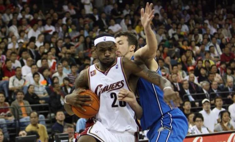 詹姆斯预计生涯得分「NBA每个年龄段的得分记录为詹姆斯量身打造的记录」