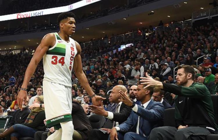 nba2021西部四强「NBA年终排名西部14强混战火箭渐入佳境联盟3队最失望3队惊喜」