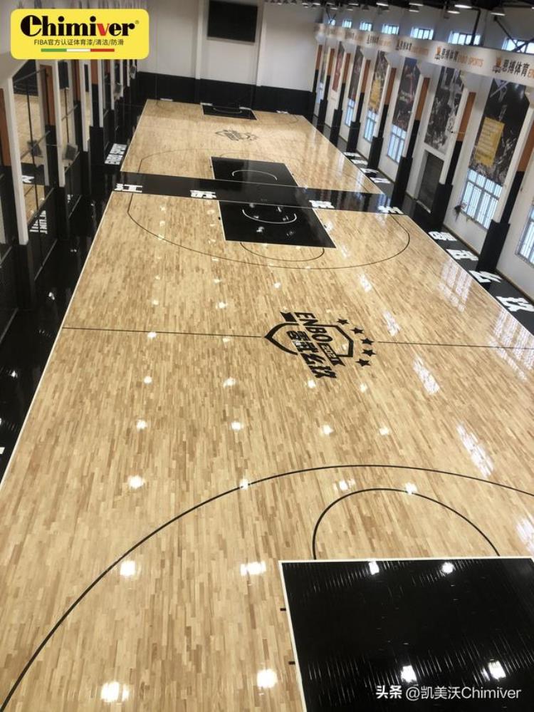 NBA地板设计「盘点NBA球队木地板彩绘风格及实际应用篮网篇」