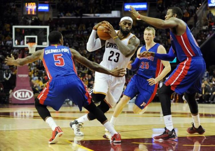 詹姆斯预计生涯得分「NBA每个年龄段的得分记录为詹姆斯量身打造的记录」