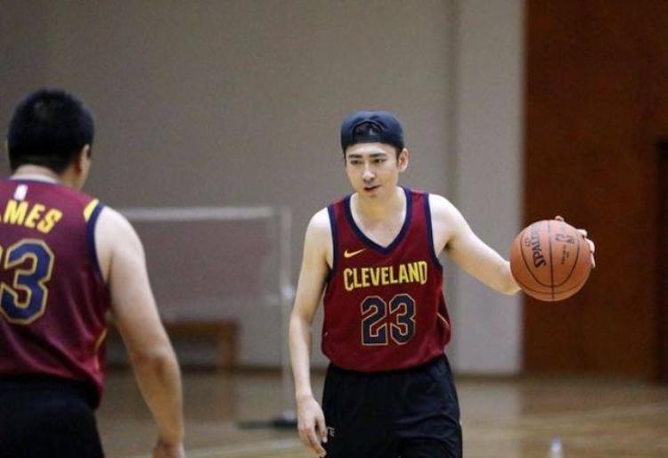 新版nba球衣尺码怎么选「新版NBA球衣尺码怎么选」
