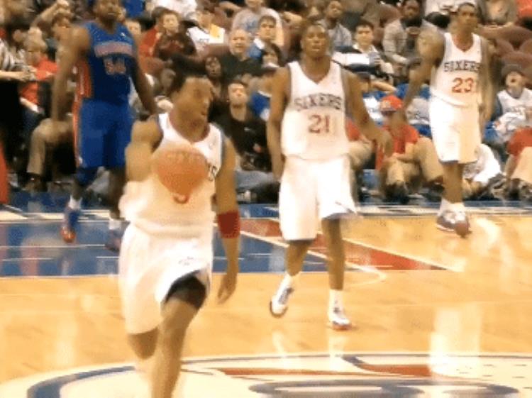 最强nba怎么大风车扣篮「NBA最强大风车扣篮詹姆斯卡特格林上榜乔丹这个太难了」