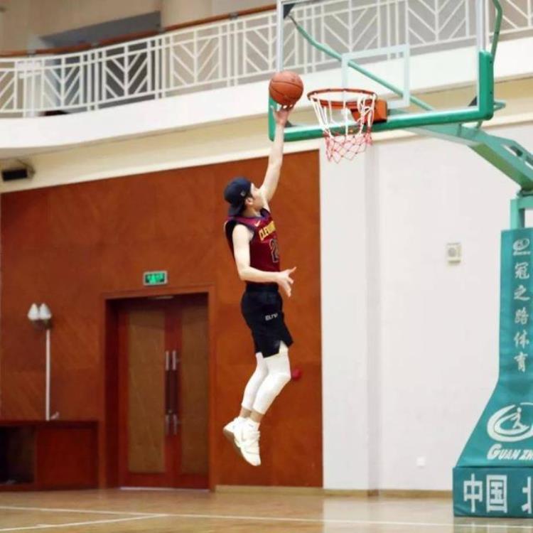 新版nba球衣尺码怎么选「新版NBA球衣尺码怎么选」
